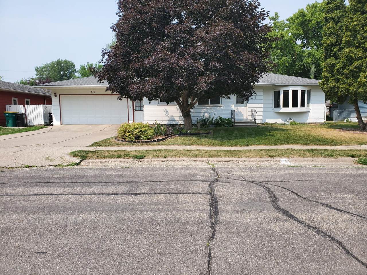 532 8 Avenue - Photo 1