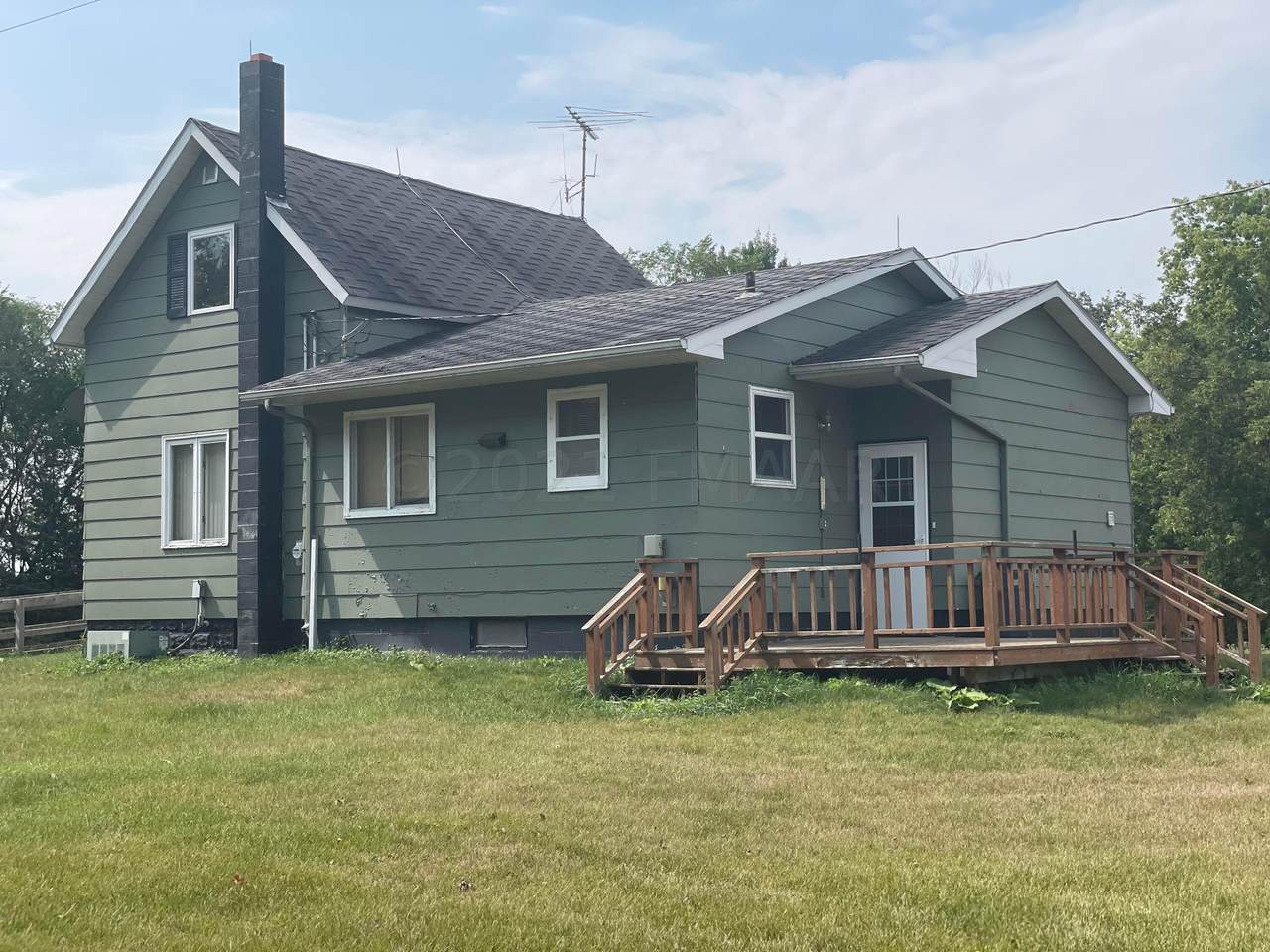 4128 100TH Avenue - Photo 1