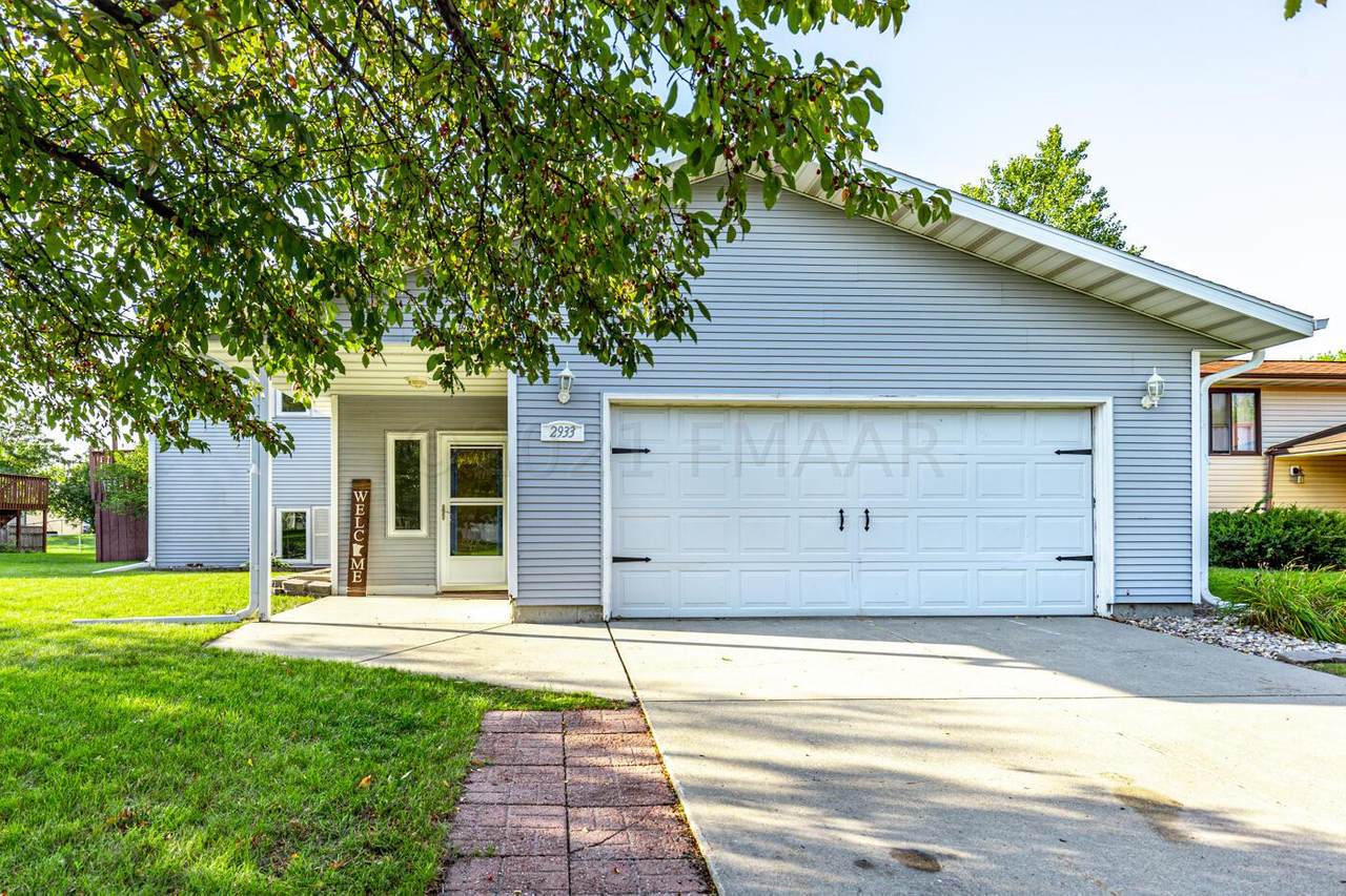 2933 Heatherwood Circle - Photo 1