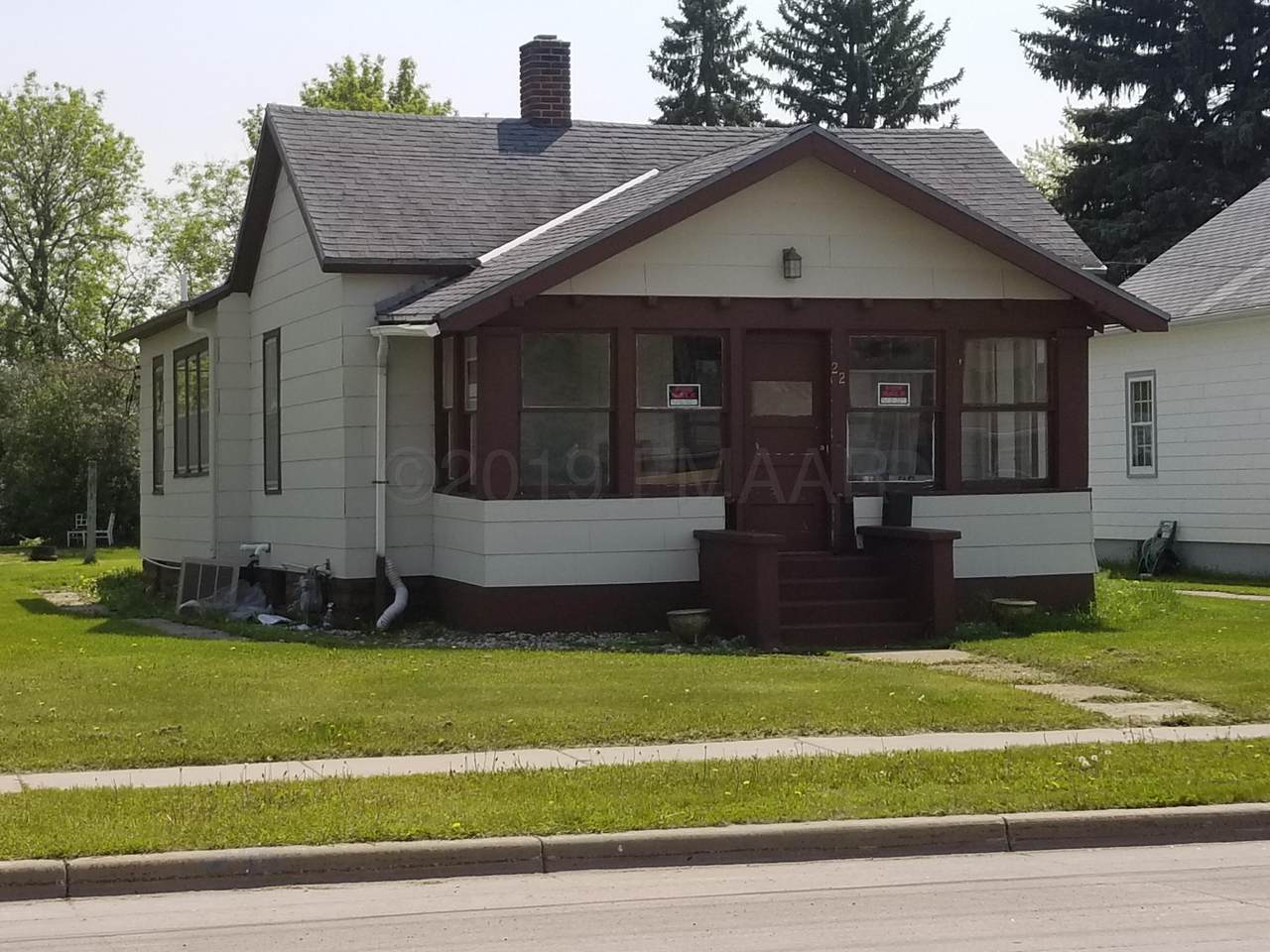 22 E Thorpe Avenue - Photo 1