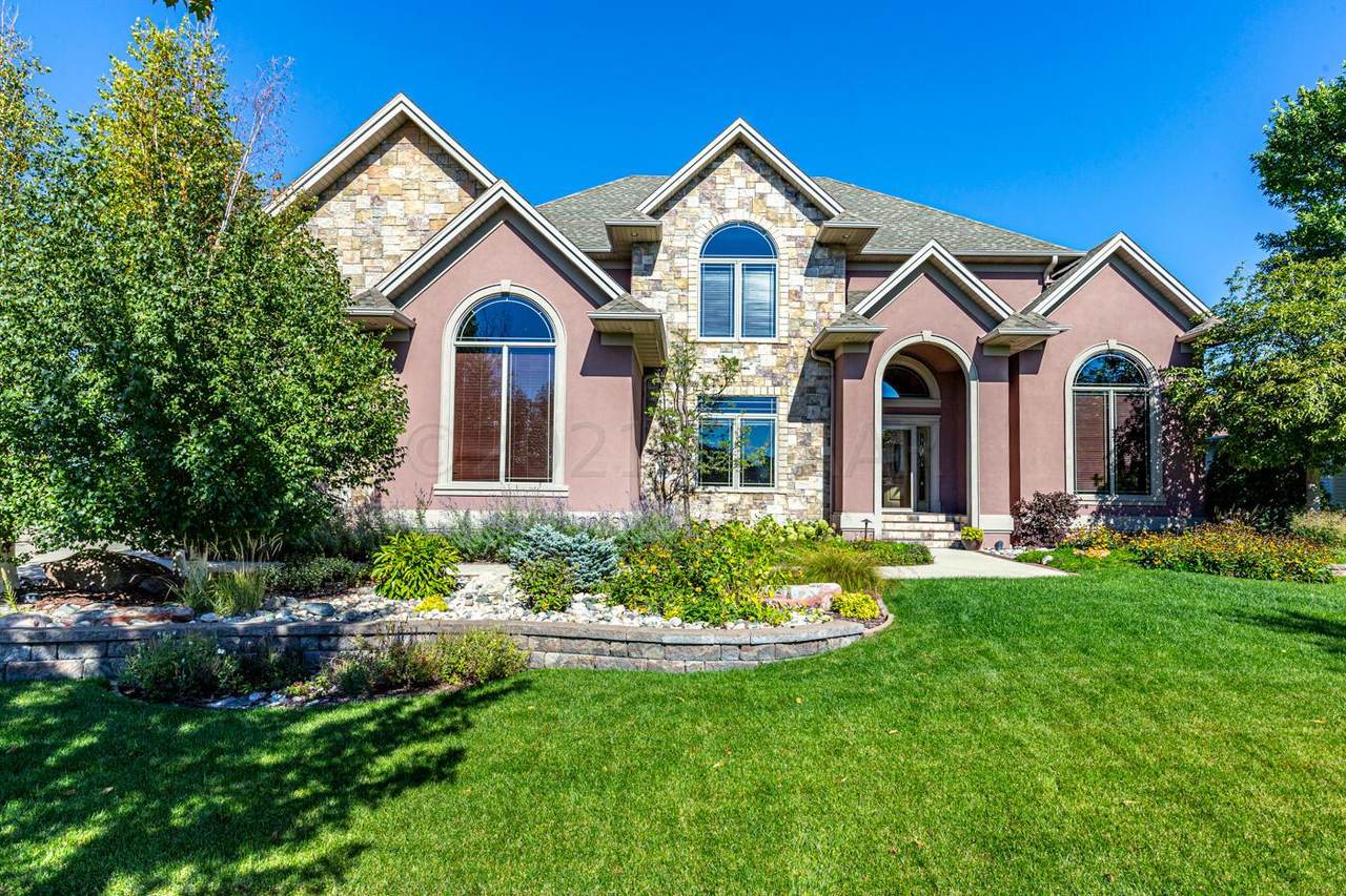 2309 Rose Creek Boulevard - Photo 1