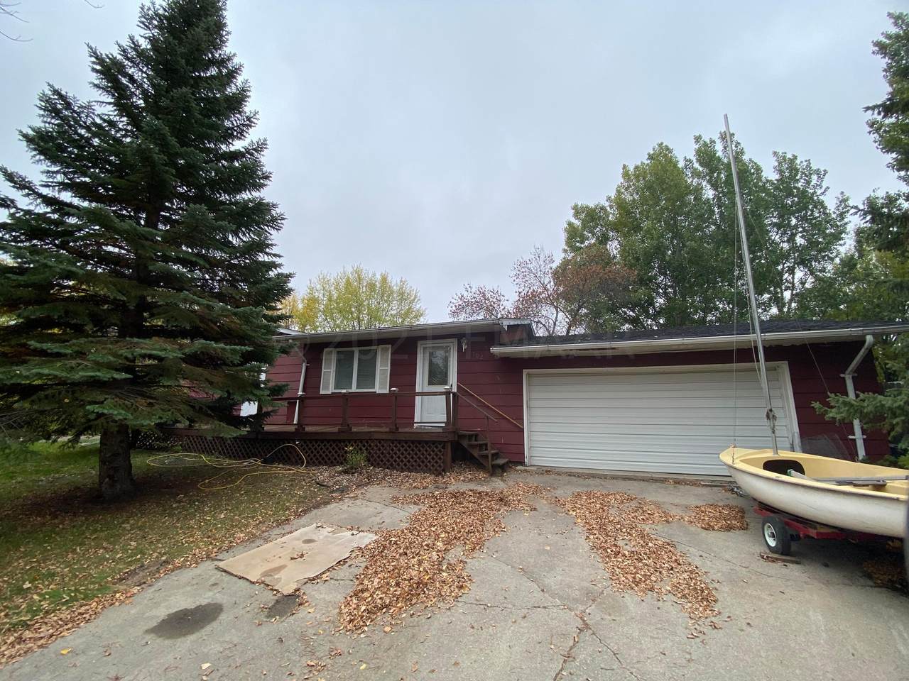 702 11TH Avenue - Photo 1