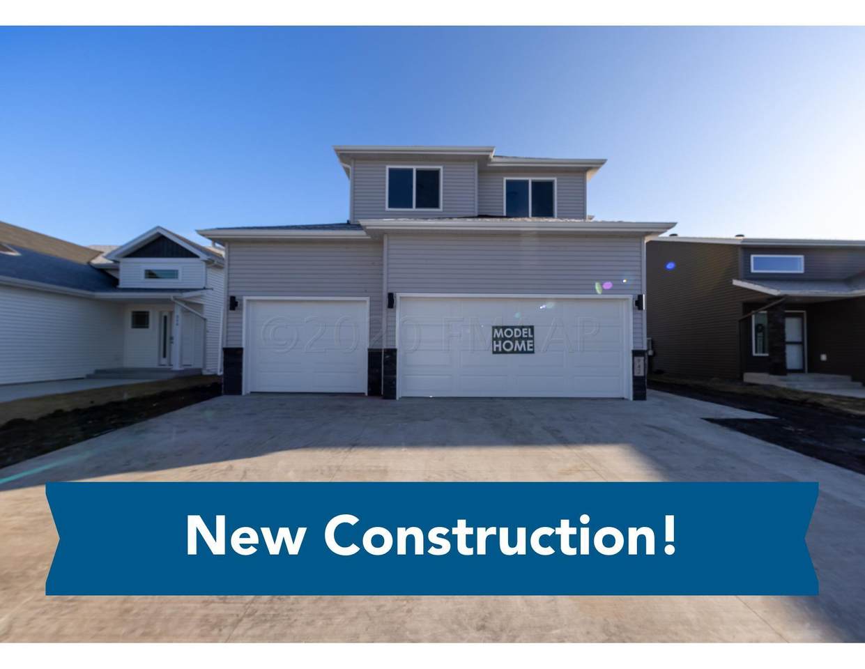 942 Albert Drive - Photo 1