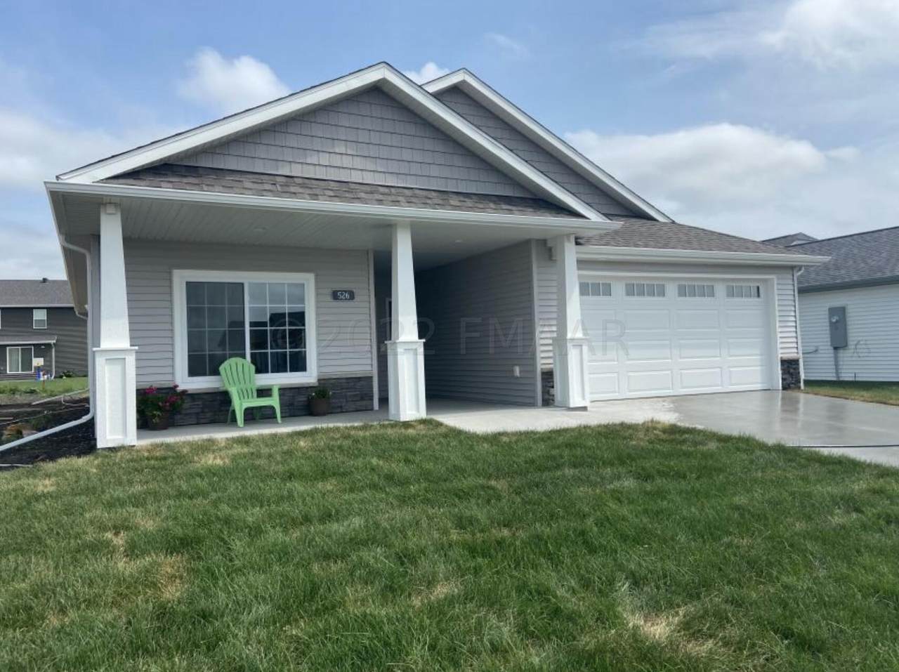 2082 62 Avenue - Photo 1