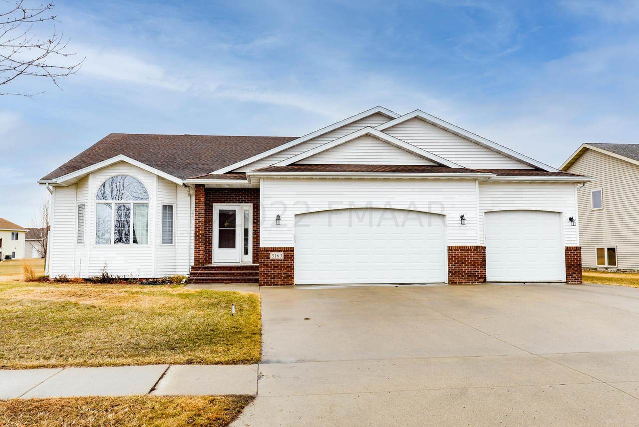 3163 9TH Avenue - Photo 1