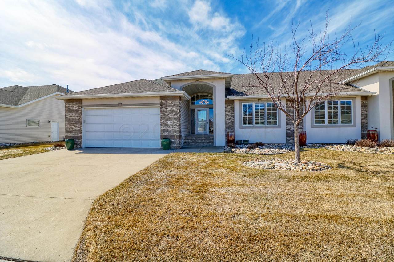1770 Evergreen Way - Photo 1