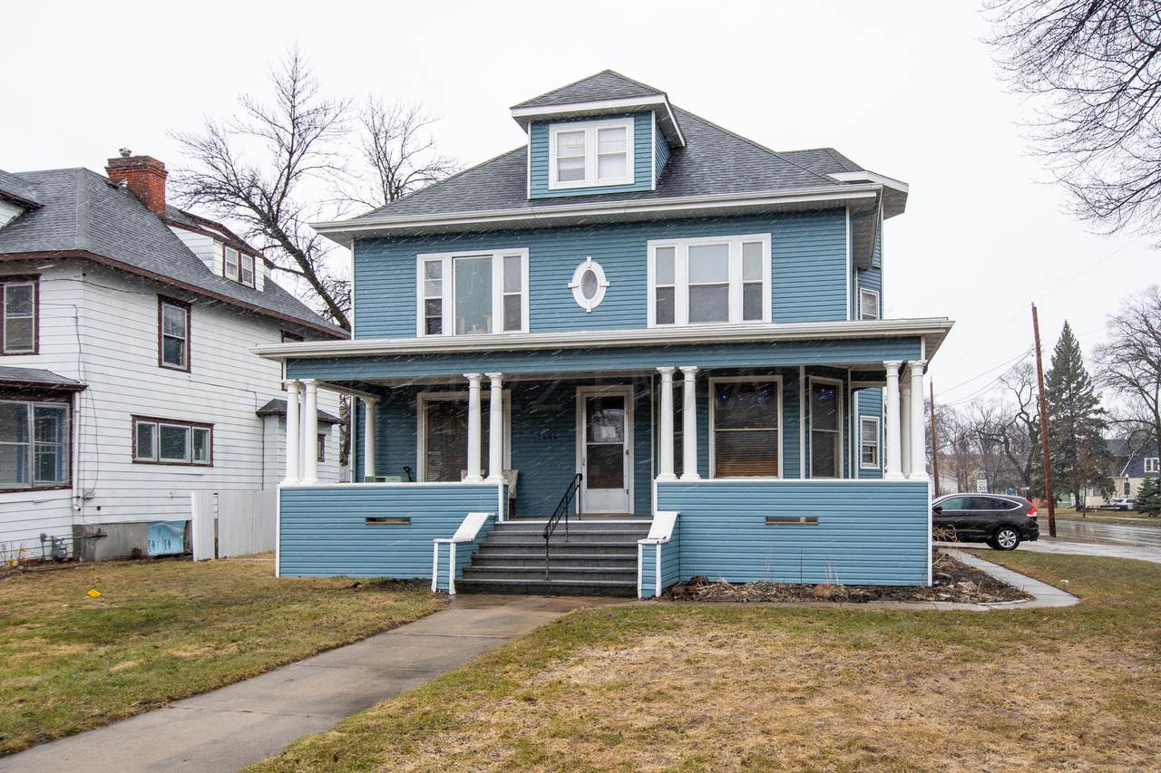 1136 5 Avenue - Photo 1