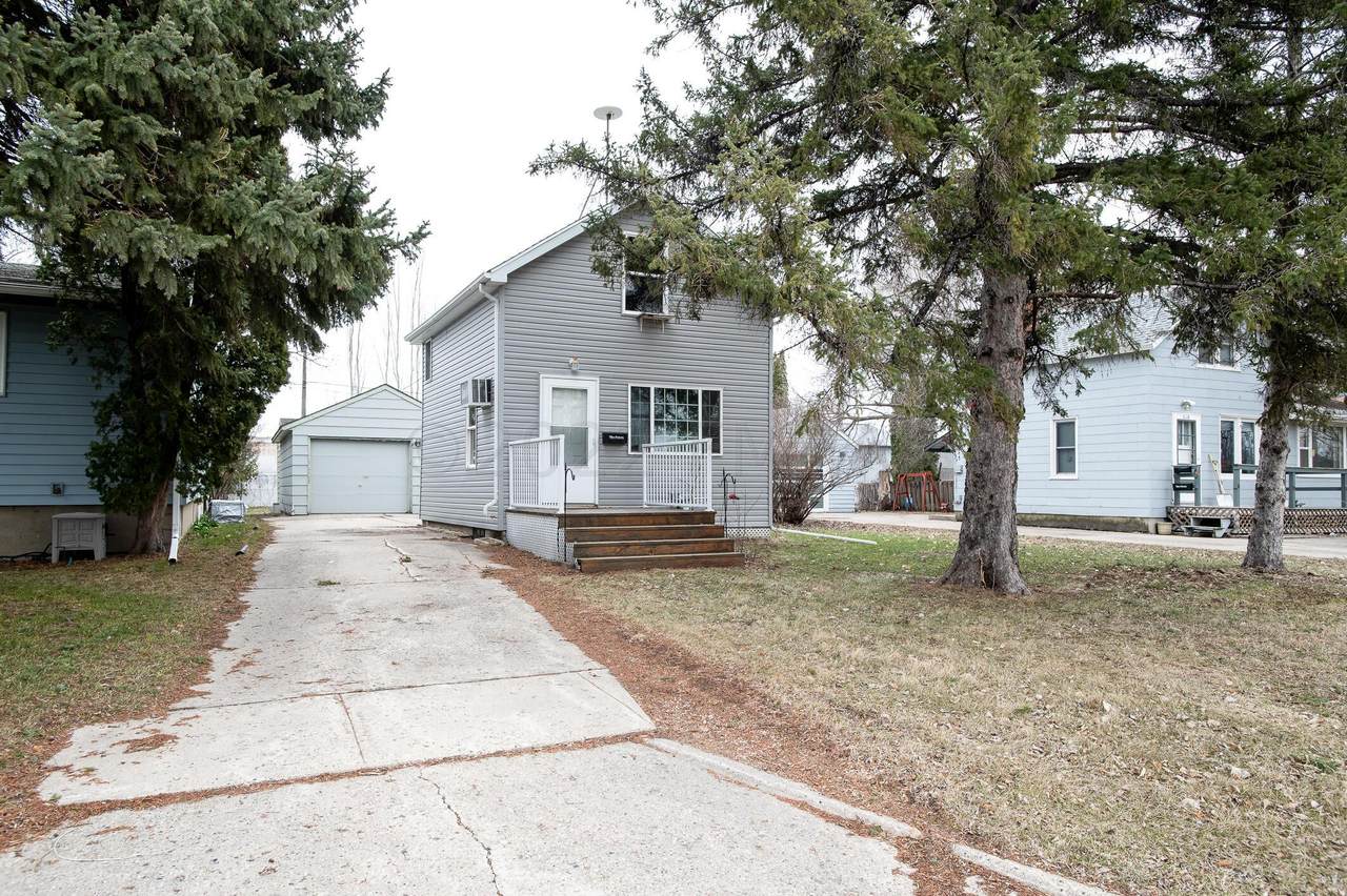 520 20TH Street - Photo 1