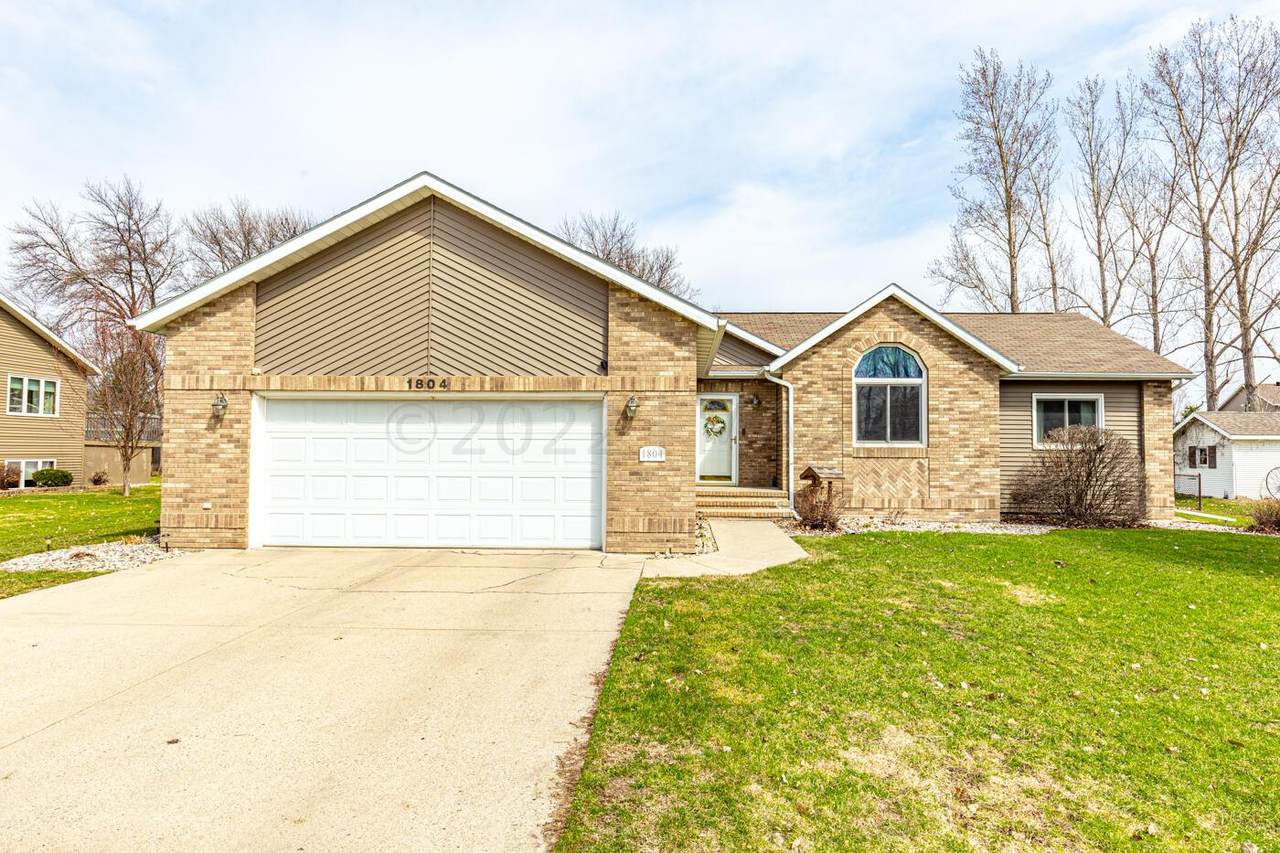 1804 50TH Avenue - Photo 1