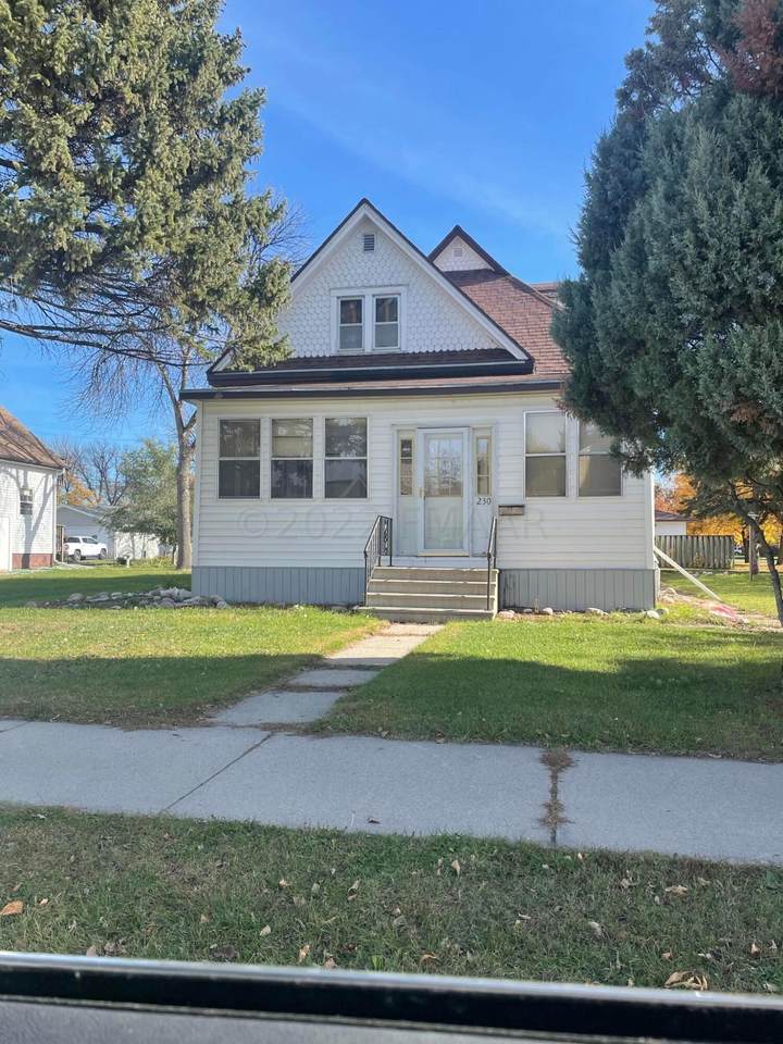 230 5TH Street - Photo 1