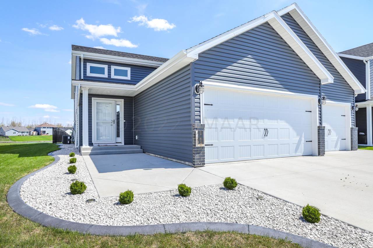 5765 Deb Drive - Photo 1