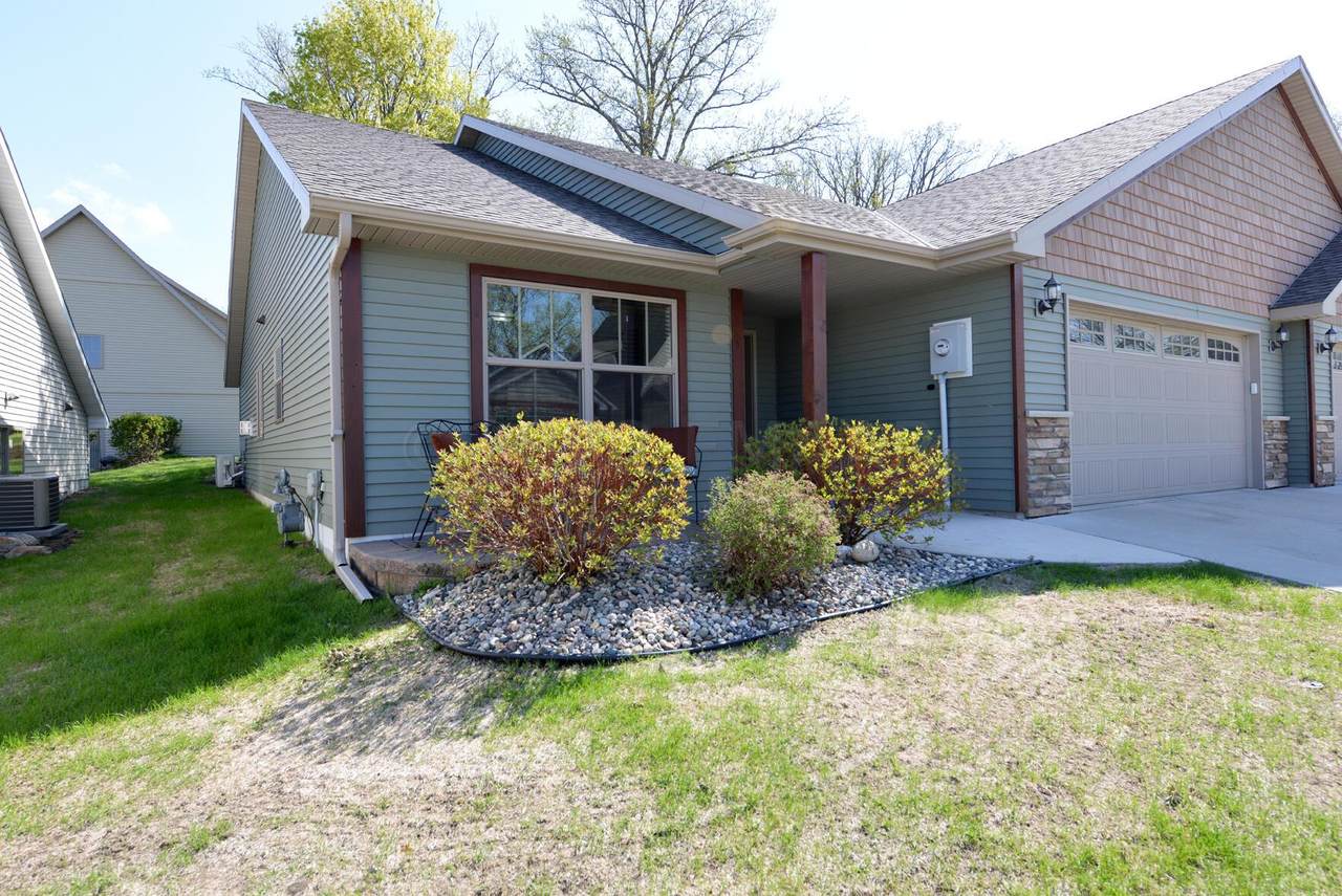 2193 Sunrise Lane - Photo 1