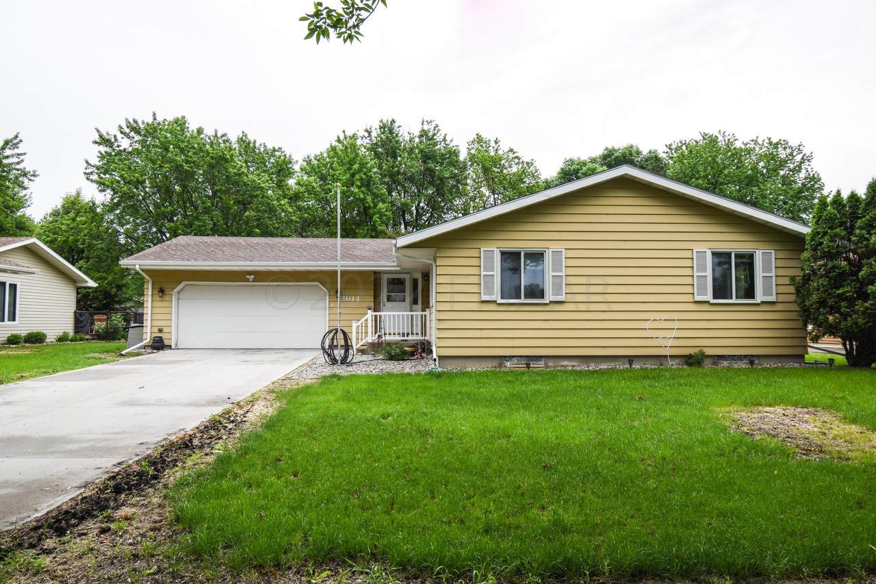 3614 11 Street - Photo 1