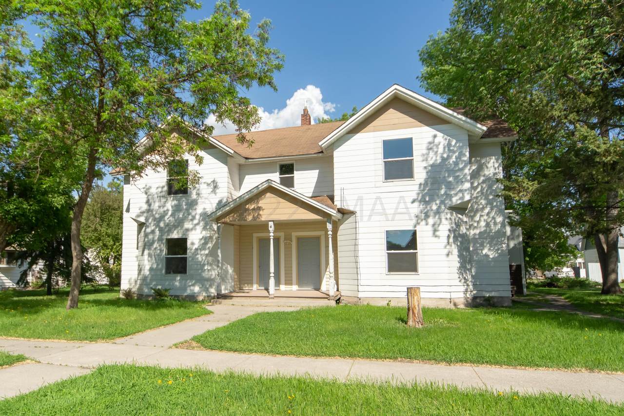 331 Langer Avenue - Photo 1