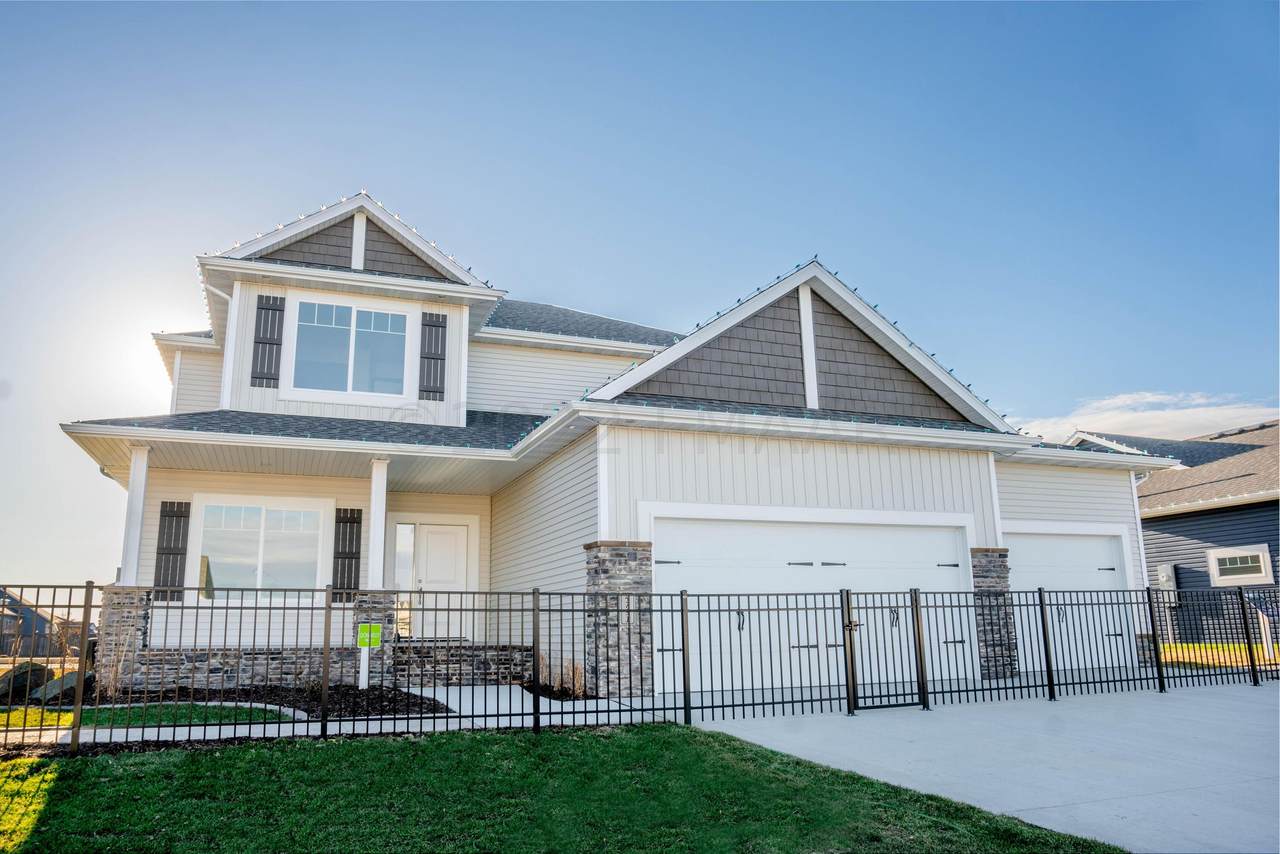 4791 41 Street - Photo 1