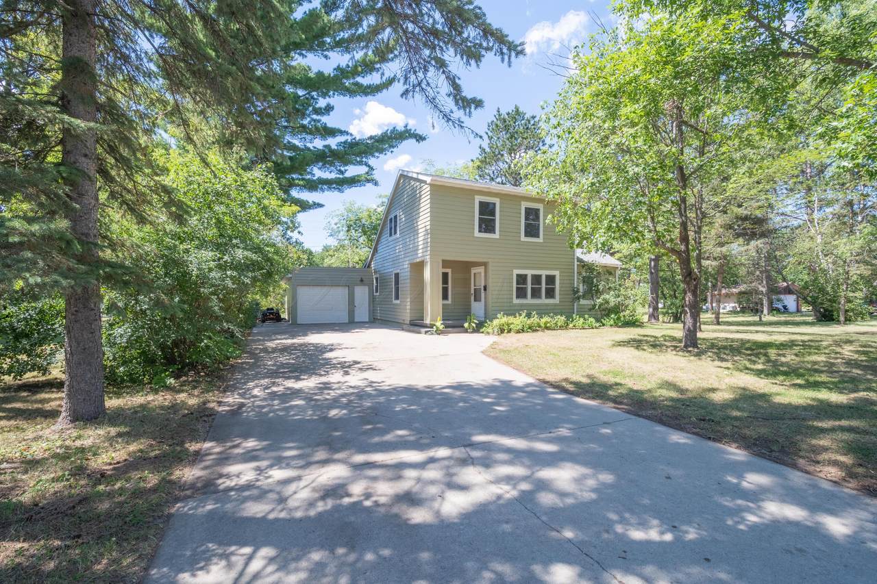 707 Park Avenue - Photo 1