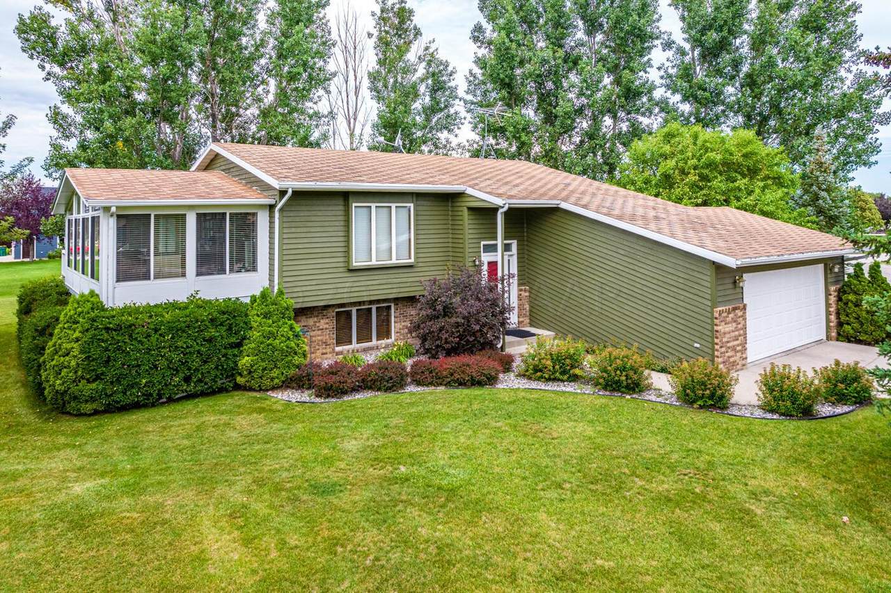 625 Evergreen Circle - Photo 1