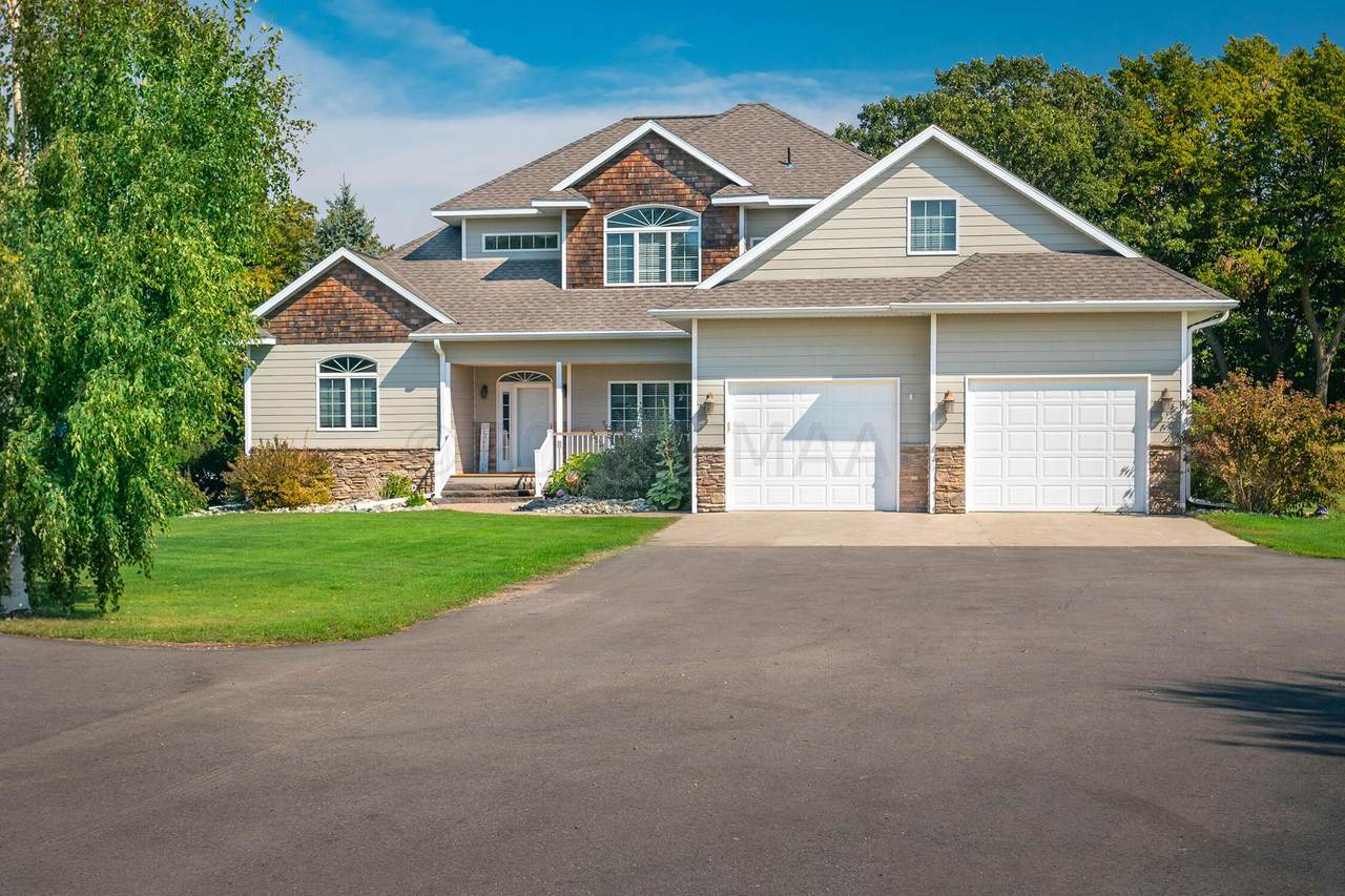 23554 Lida Drive - Photo 1