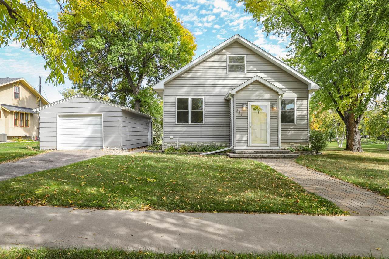 337 2ND Avenue - Photo 1