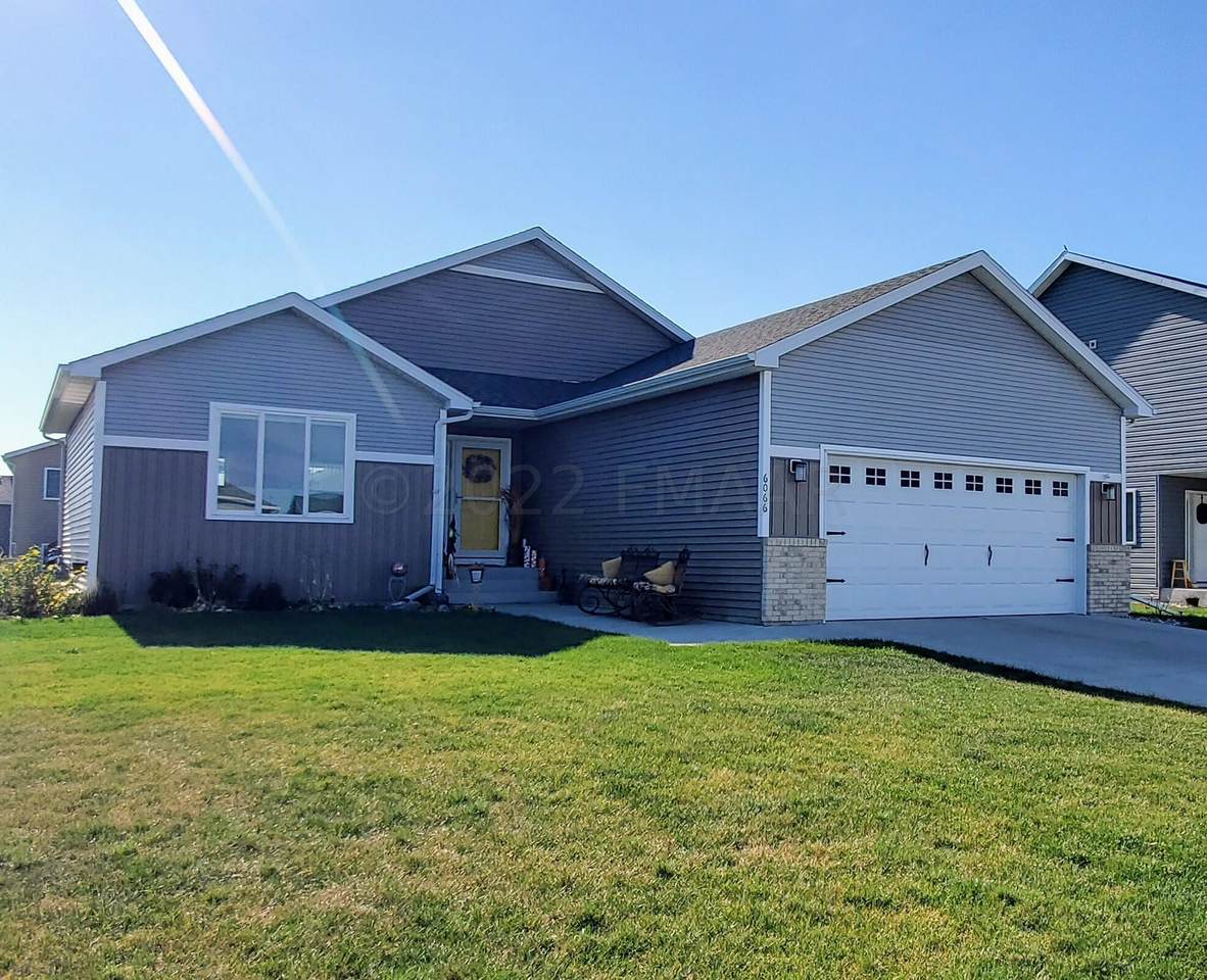 6066 Autumn Drive - Photo 1