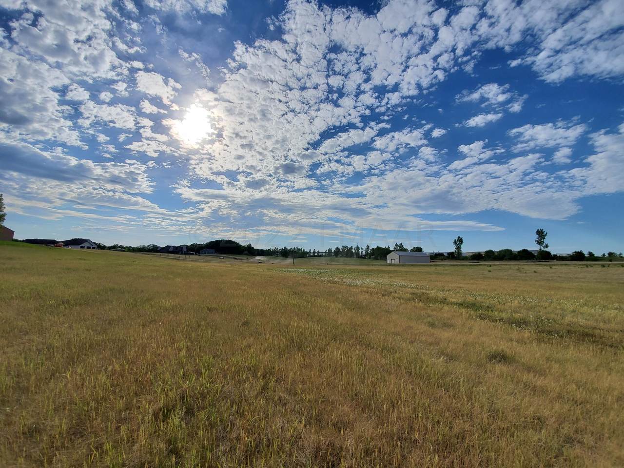405 Walnut Avenue - Photo 1