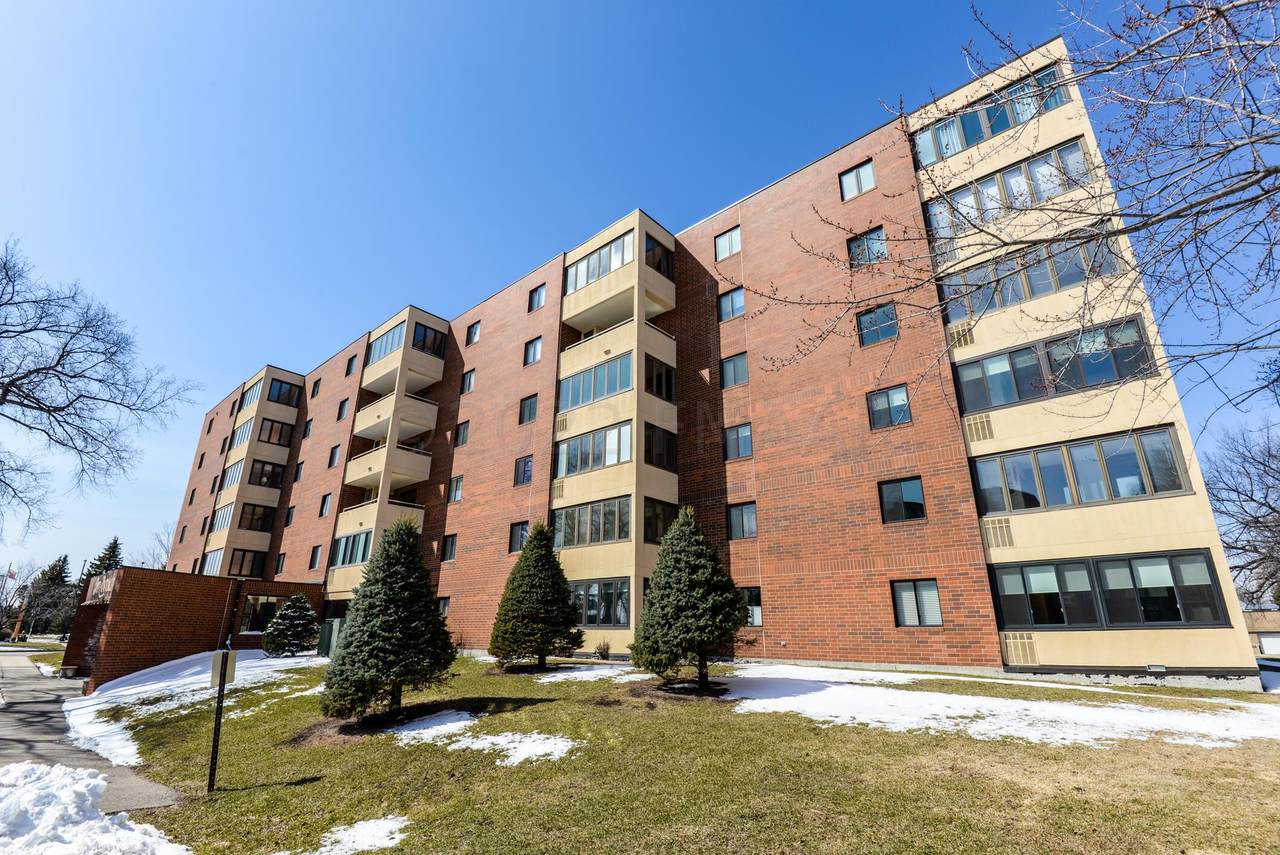 105 3RD Street - Photo 1