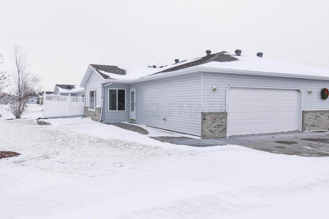647 2ND Street - Photo 1