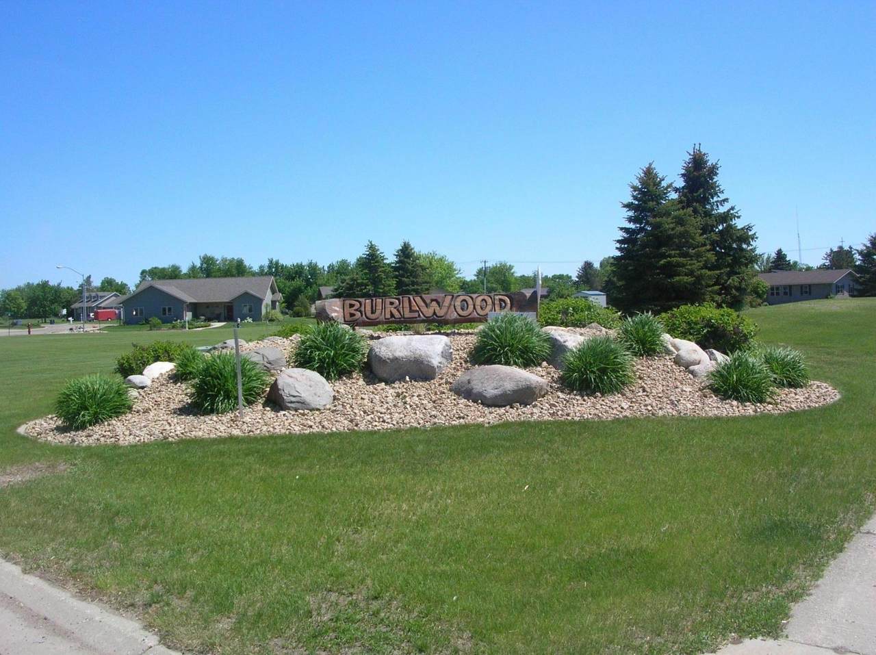 711 Burlwood Drive - Photo 1