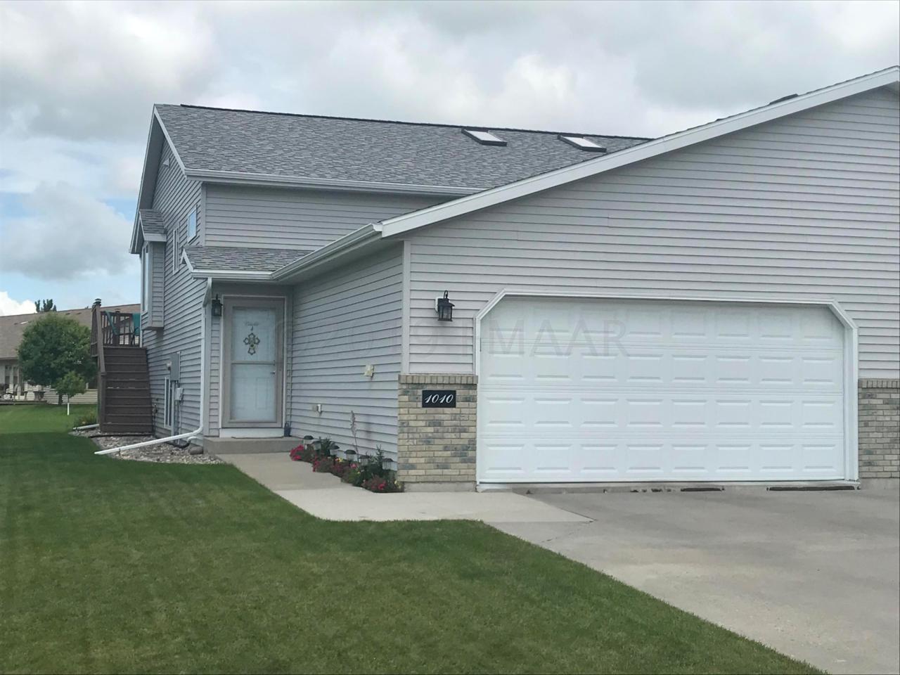 1010 3 Avenue - Photo 1