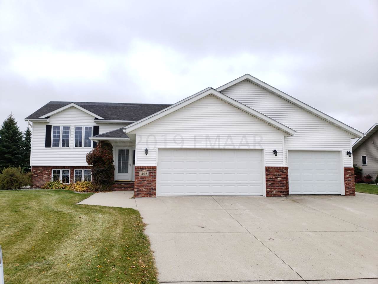 408 Kroshus Drive - Photo 1