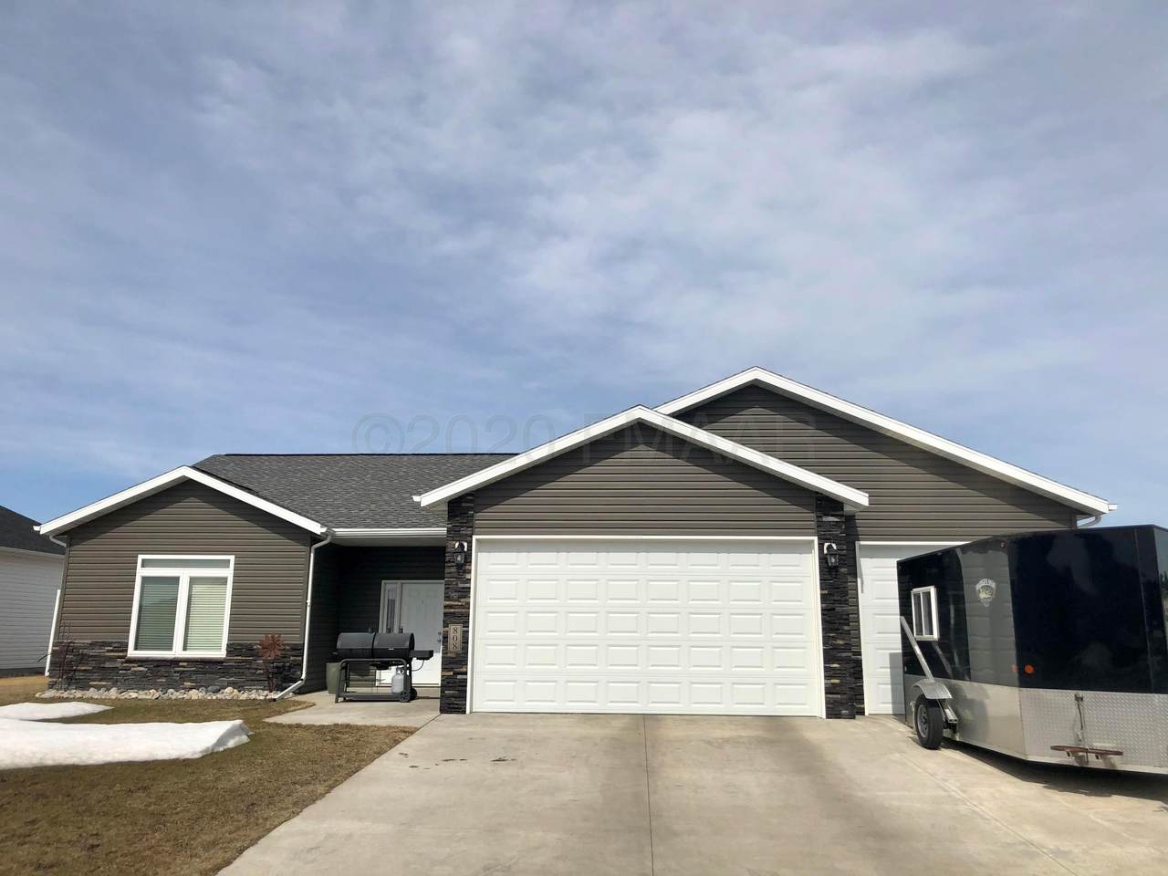 808 28TH Avenue - Photo 1