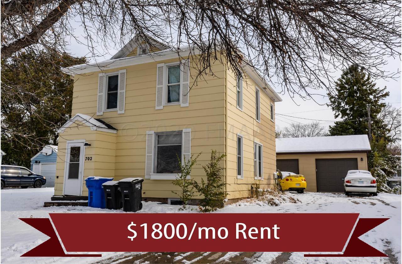 702 21 Street - Photo 1