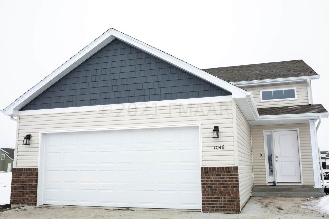 1046 Ashley Drive - Photo 1