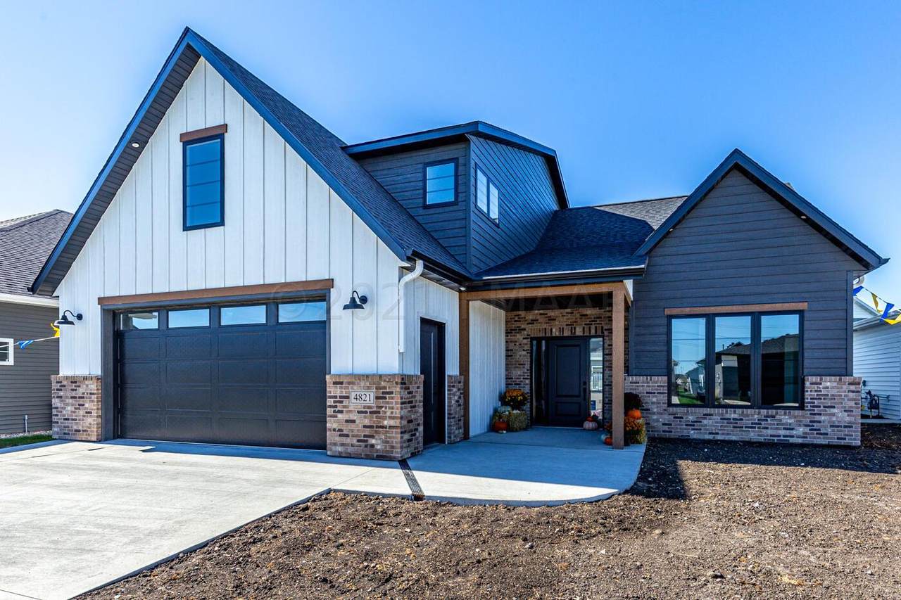 4821 Foxtail Lane - Photo 1