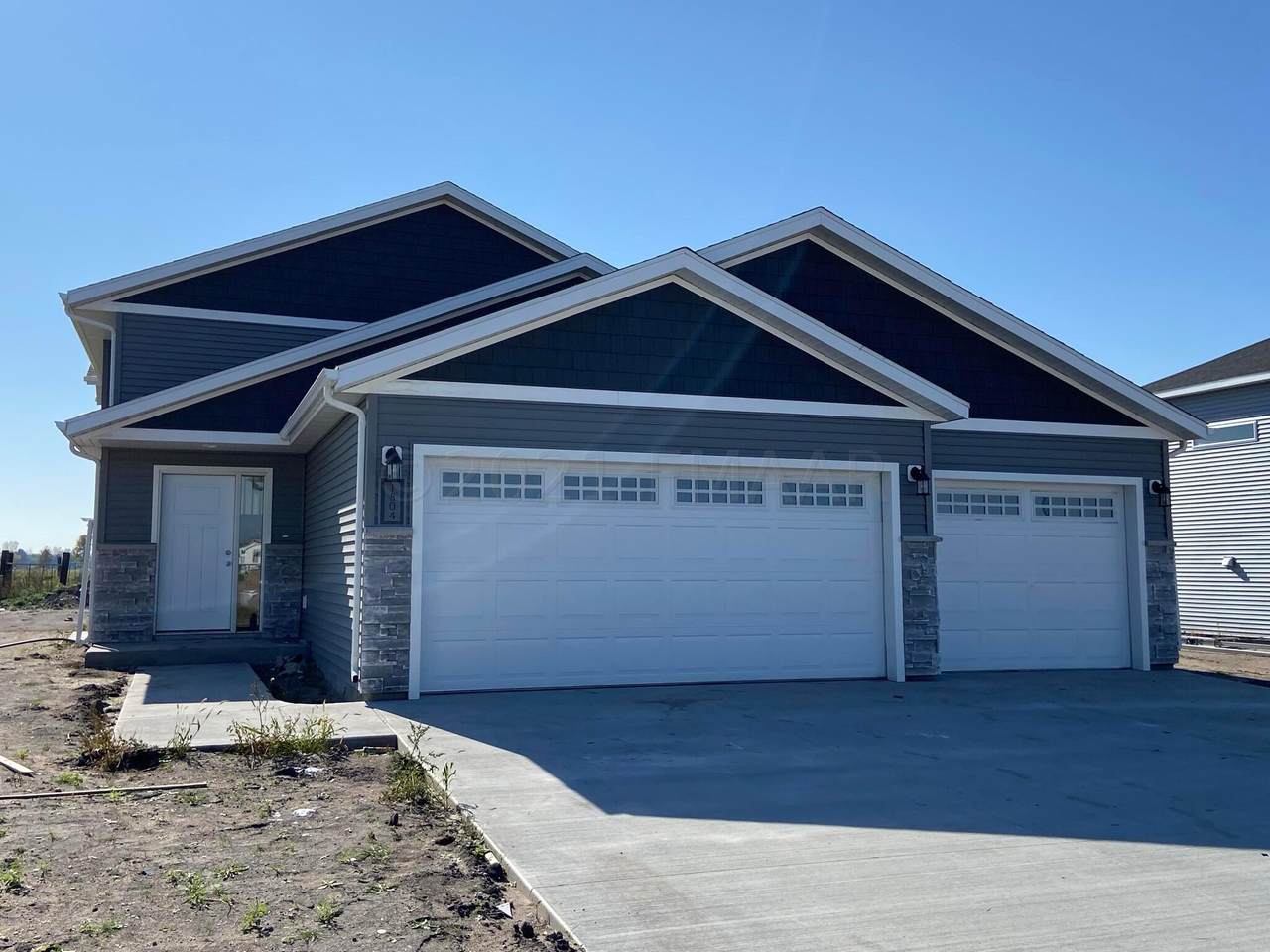 1804 2ND Avenue - Photo 1