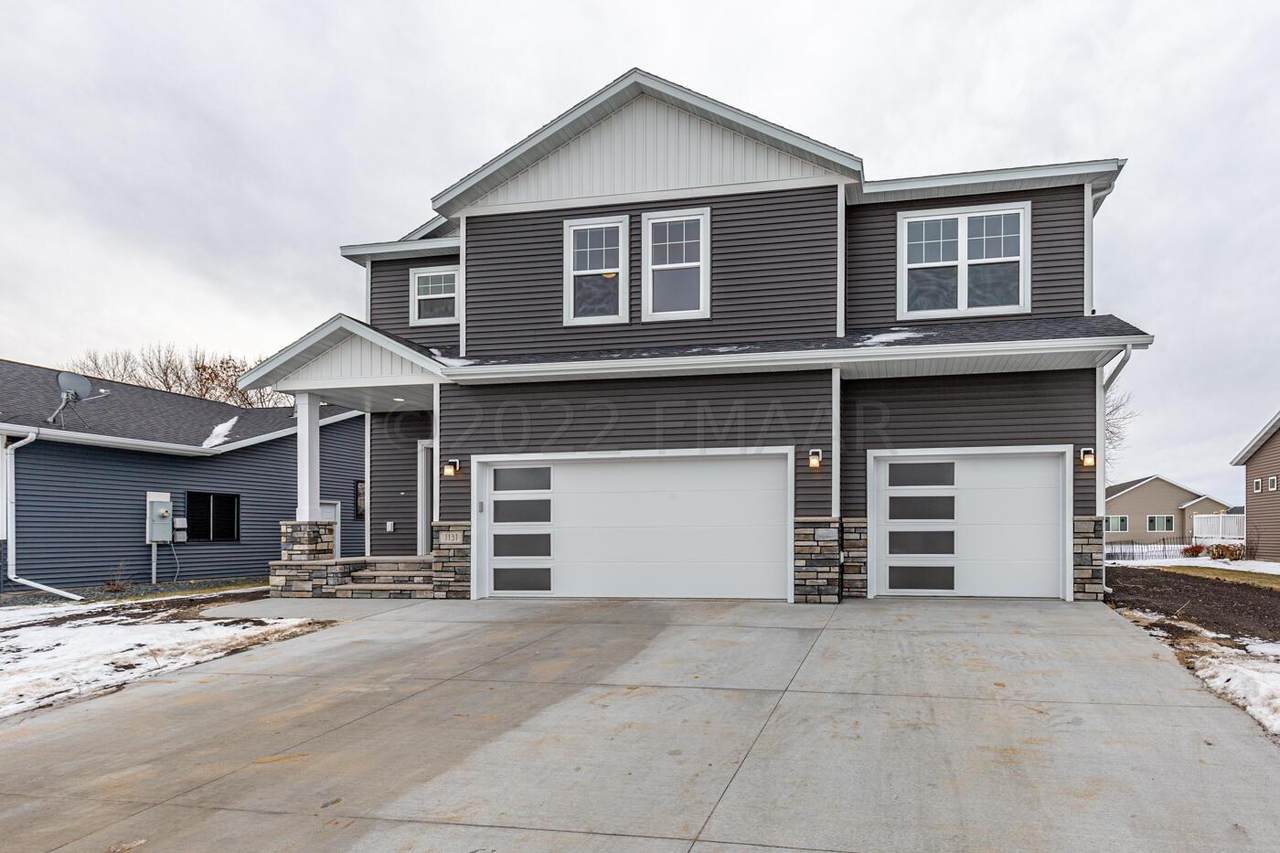 1131 26 Avenue - Photo 1