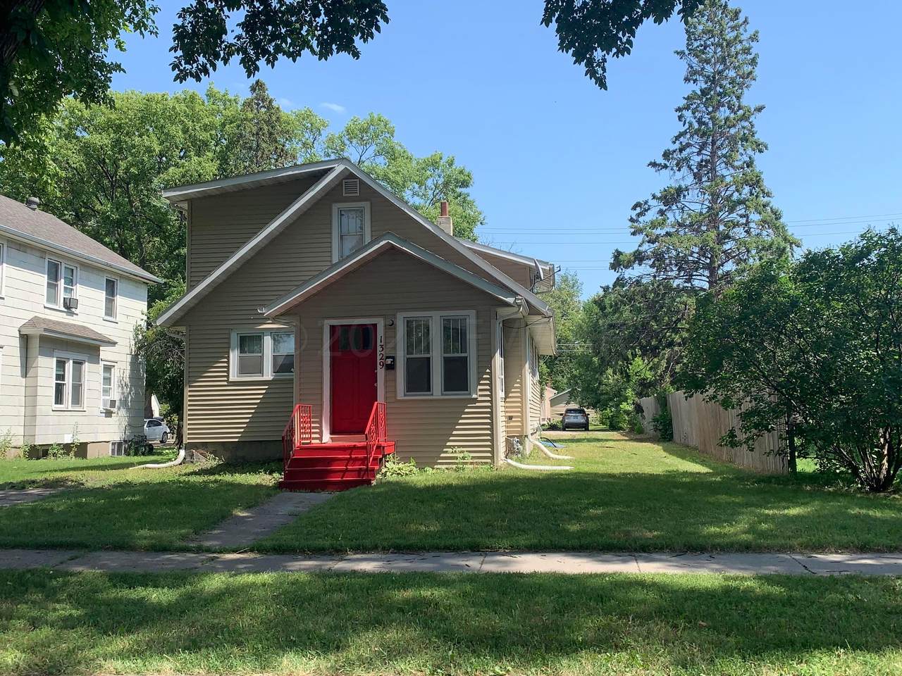 1329 12 Street - Photo 1