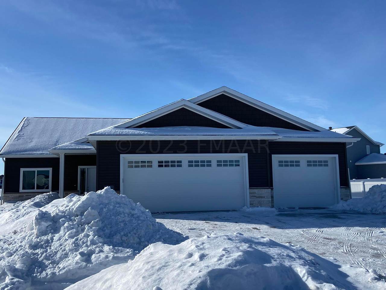1848 67 Avenue - Photo 1