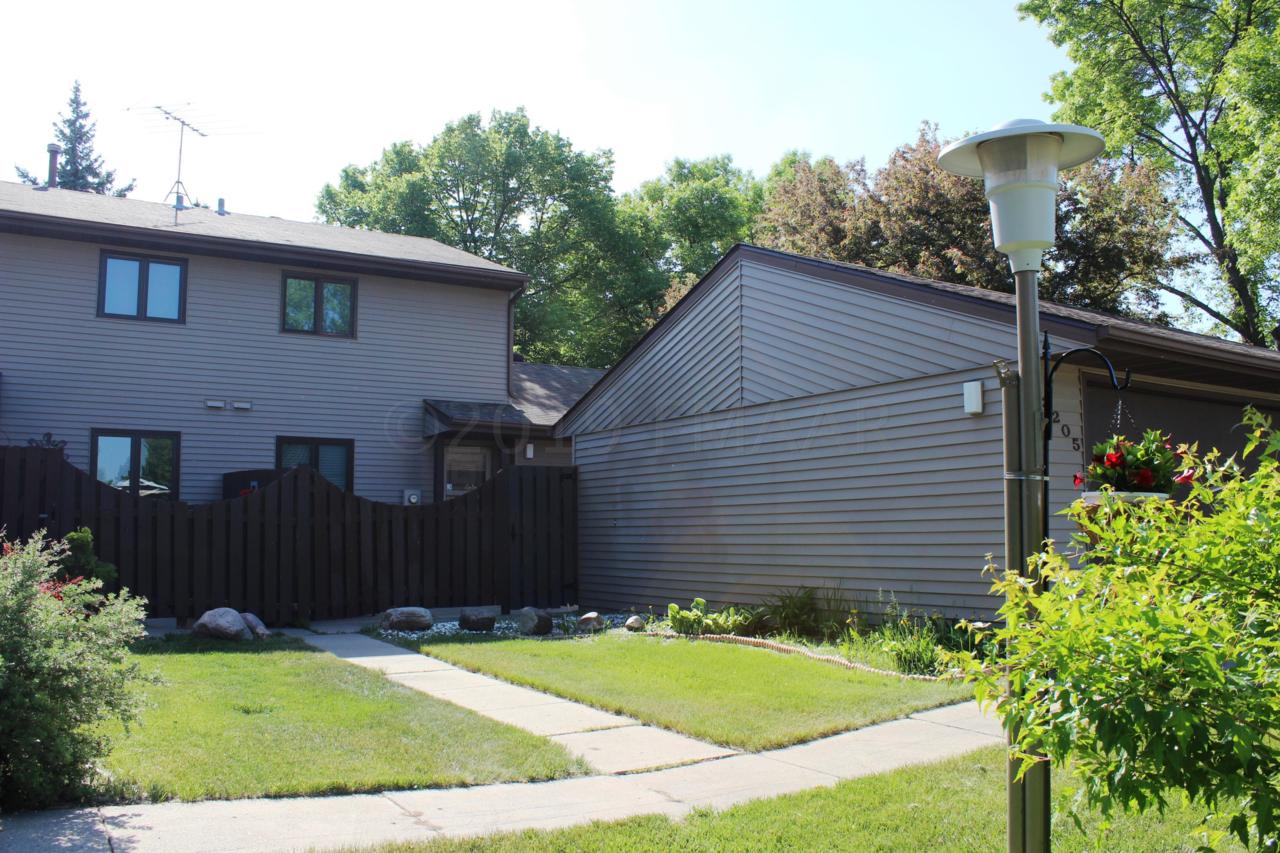 3205 Cherry Lane - Photo 1
