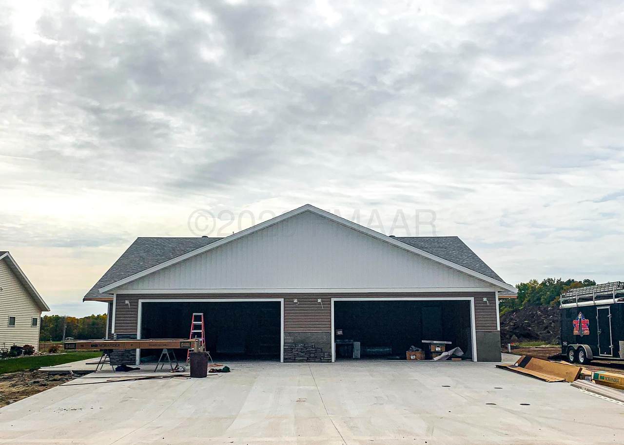 1887 Longview Drive - Photo 1