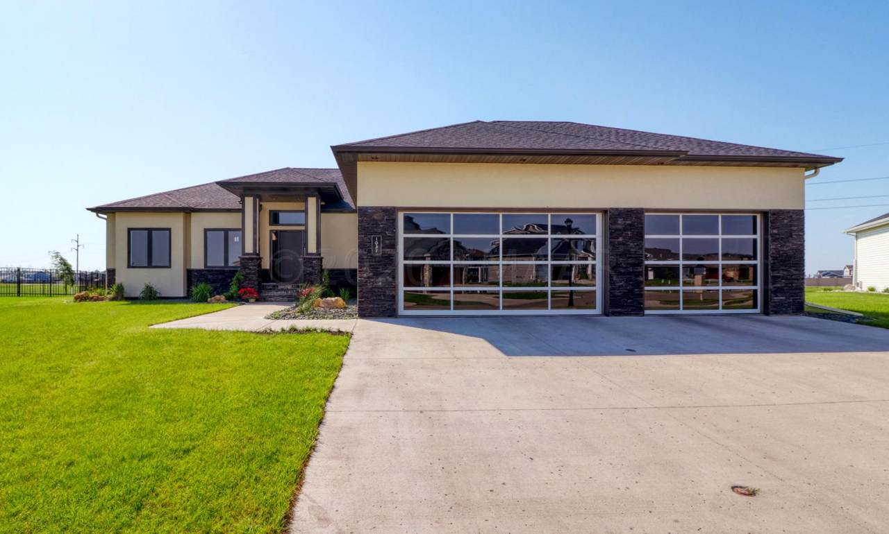1037 Wildflower Lane - Photo 1