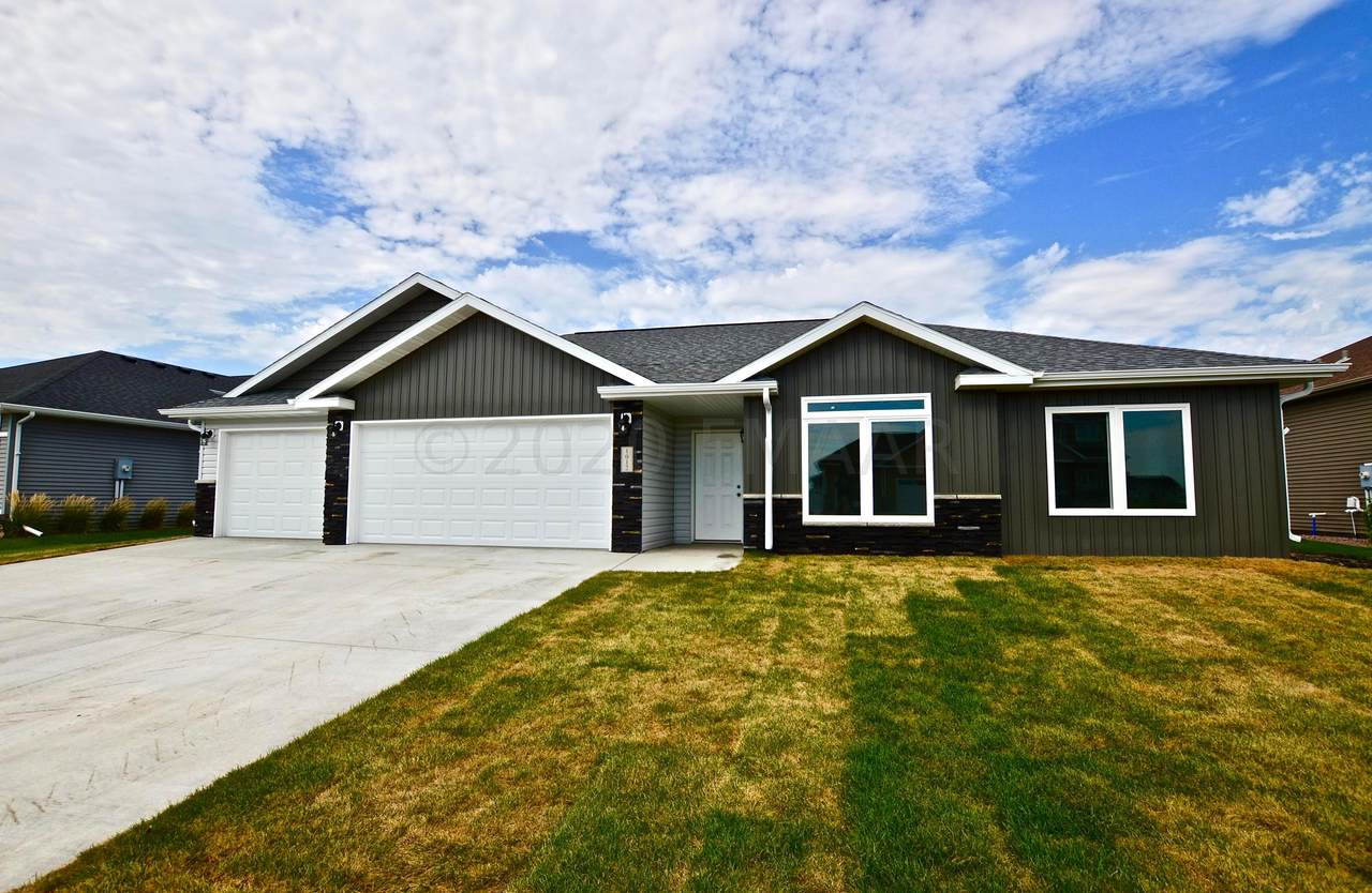 1012 50 Avenue - Photo 1