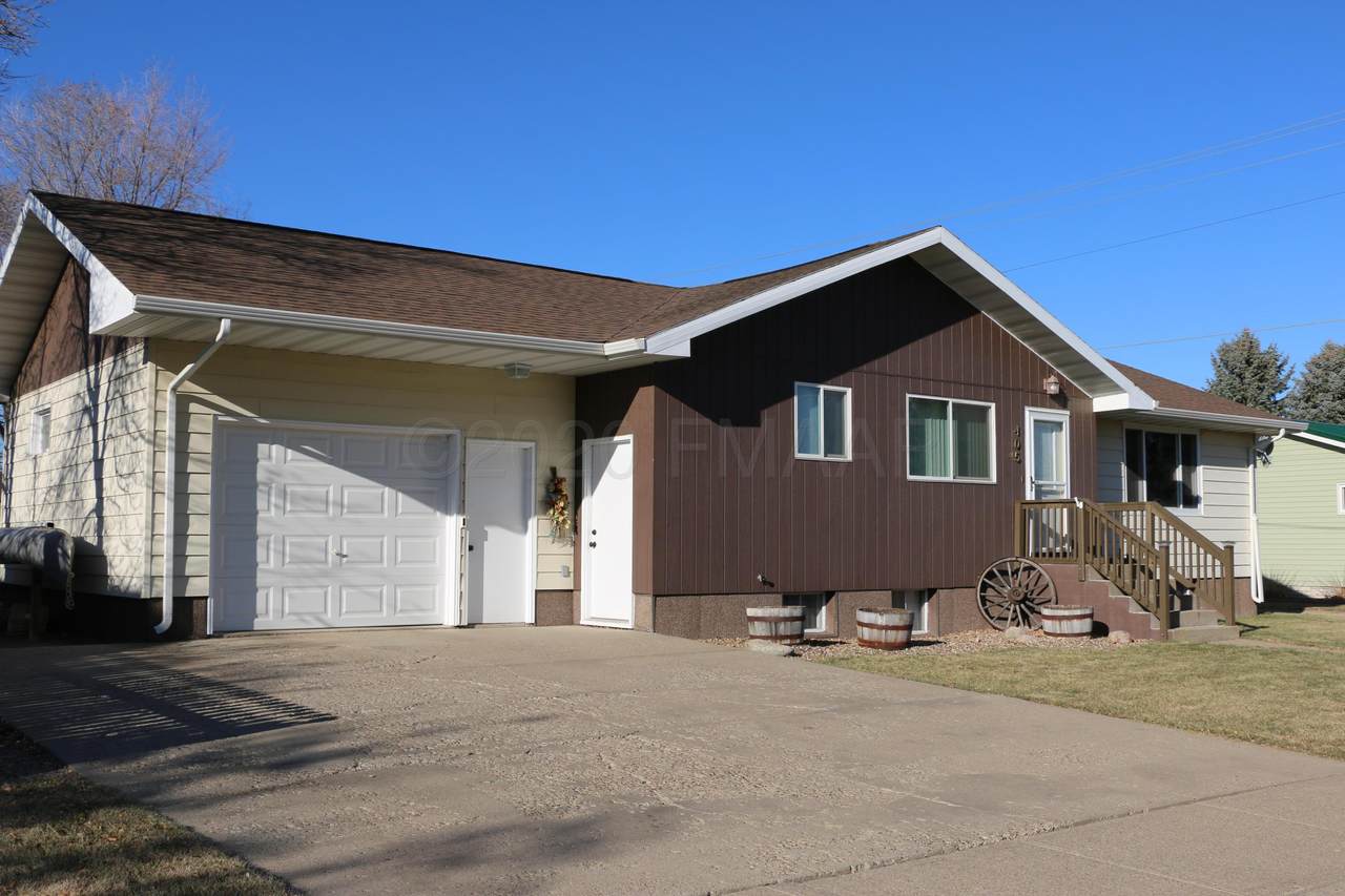 405 3RD Avenue - Photo 1
