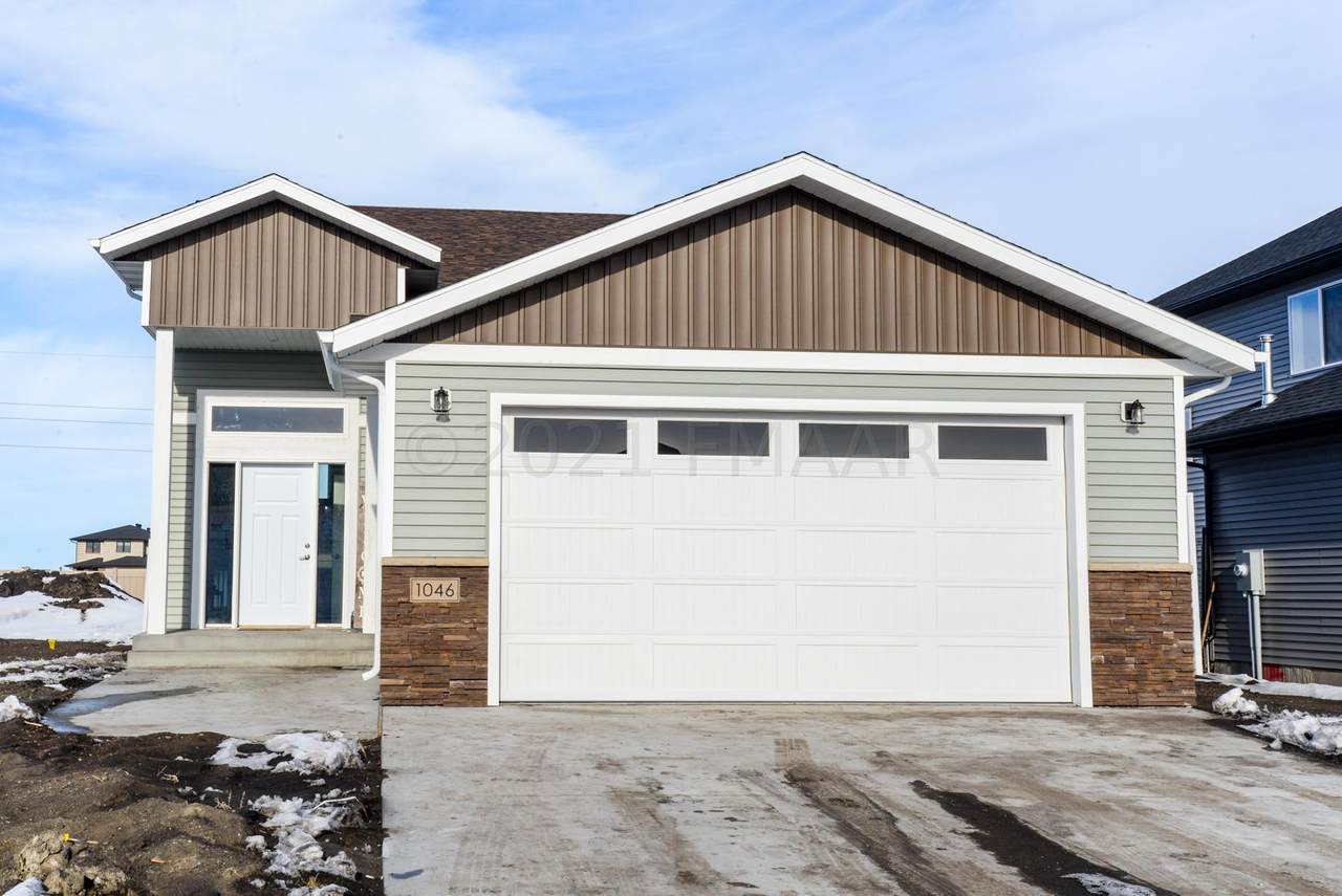 1046 Albert Drive - Photo 1