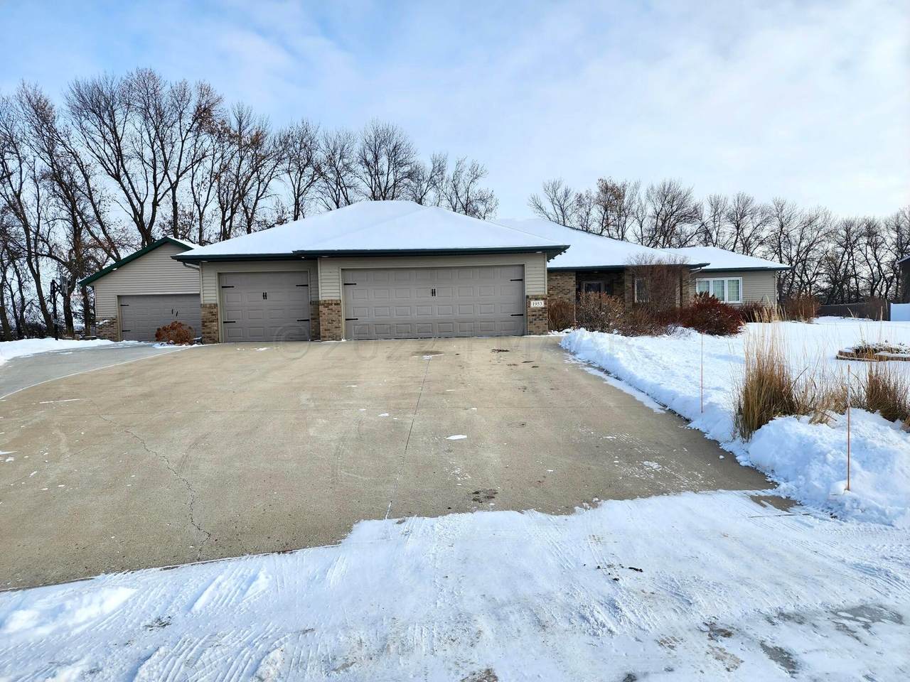 1953 53RD Avenue - Photo 1