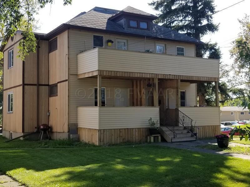 901 1ST Street - Photo 1