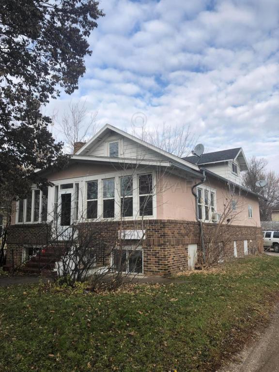 63 6TH Avenue - Photo 1