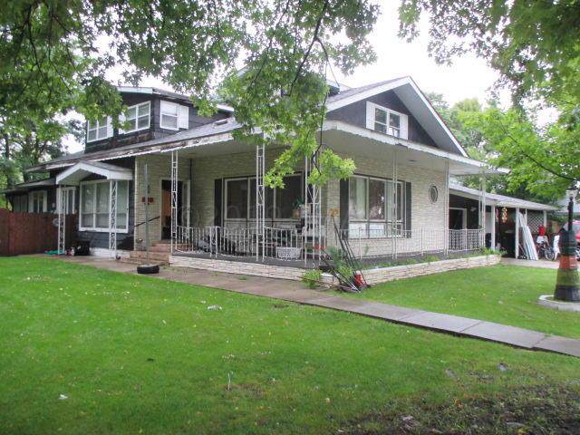310 2ND Avenue - Photo 1