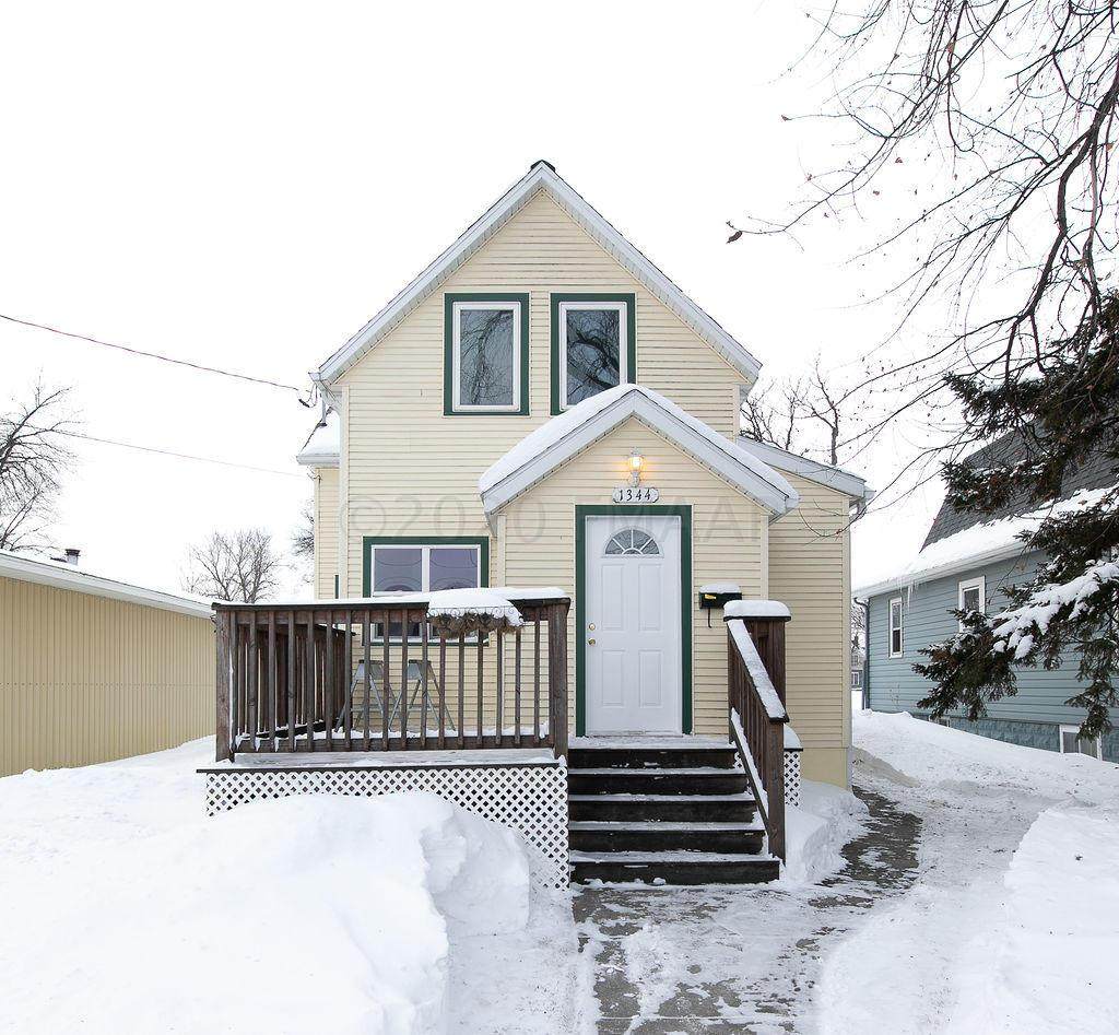 1344 4 Avenue - Photo 1