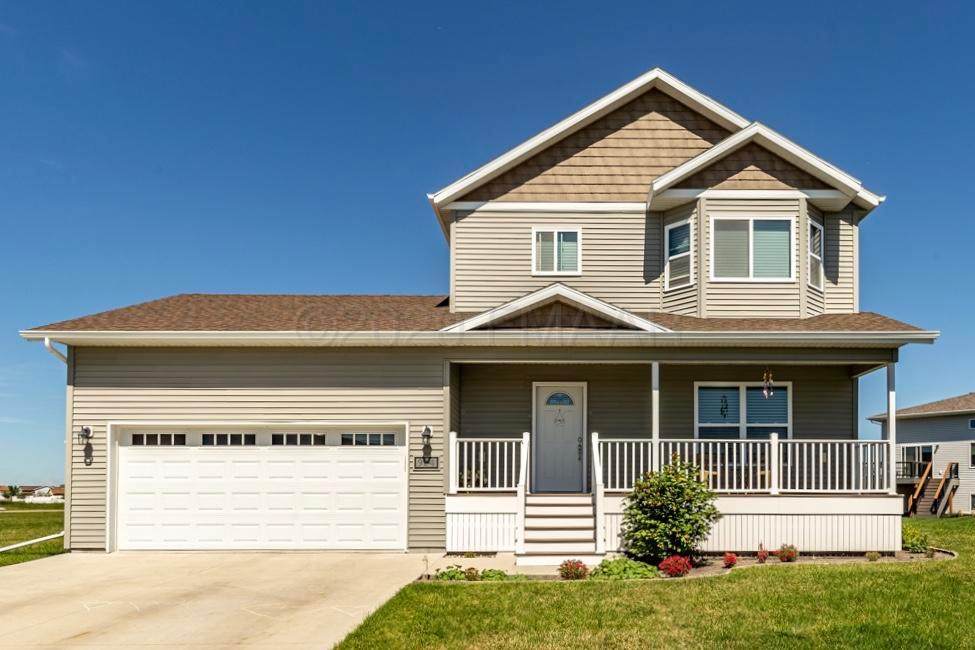 924 41 Avenue - Photo 1